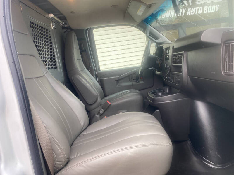 2019 Chevrolet Express 2500