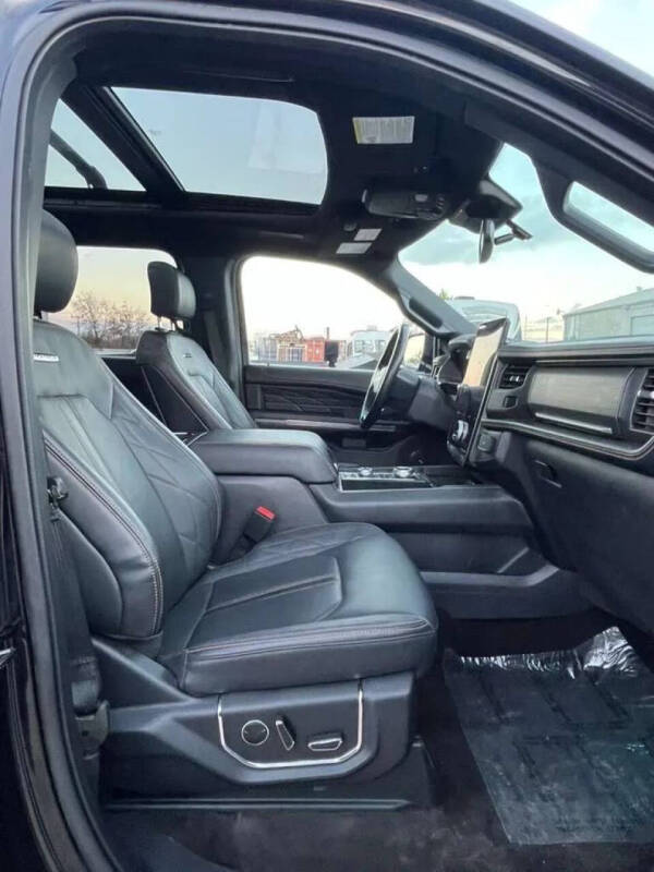 2023 Ford Expedition MAX Platinum