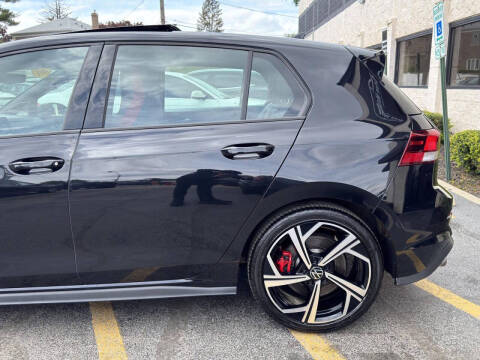 2024 Volkswagen Golf GTI SE