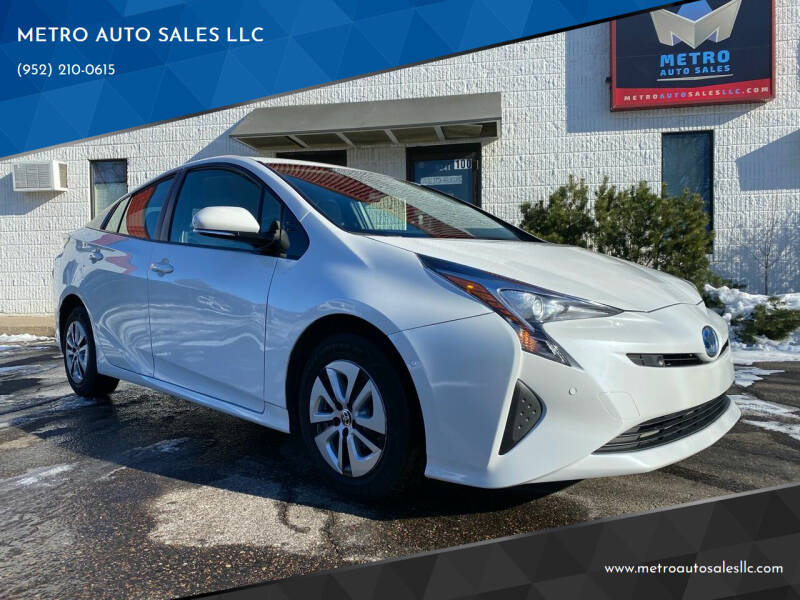 2017 Toyota Prius for sale at METRO AUTO SALES LLC in Blaine MN