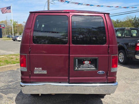 2006 Ford E-Series E-350 SD XLT