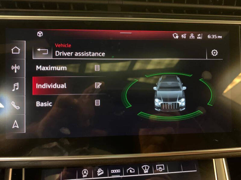 2021 Audi Q8 quattro Prestige 55 TFSI