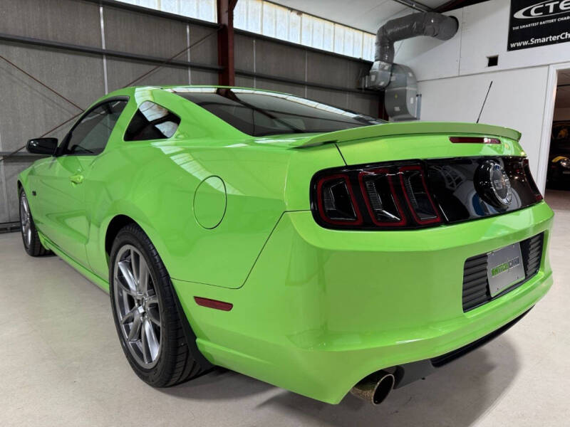 2014 Ford Mustang GT Premium