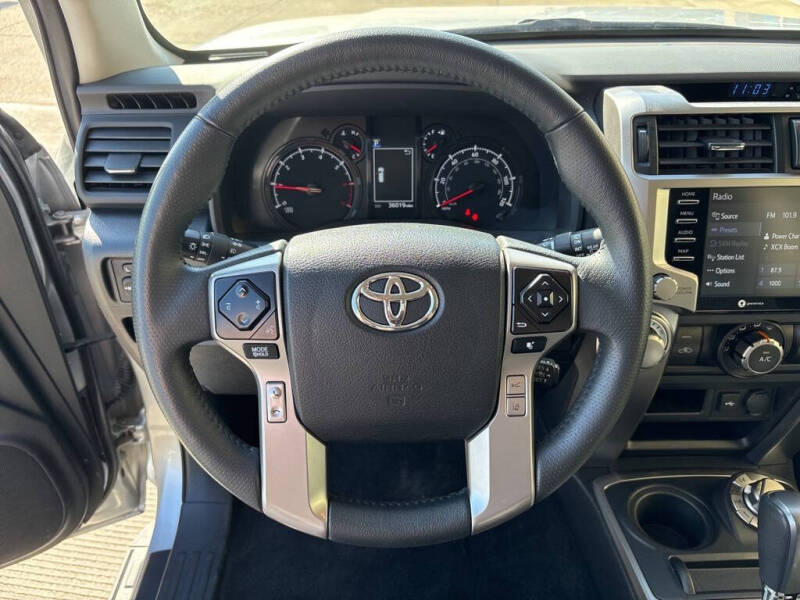 2024 Toyota 4Runner SR5