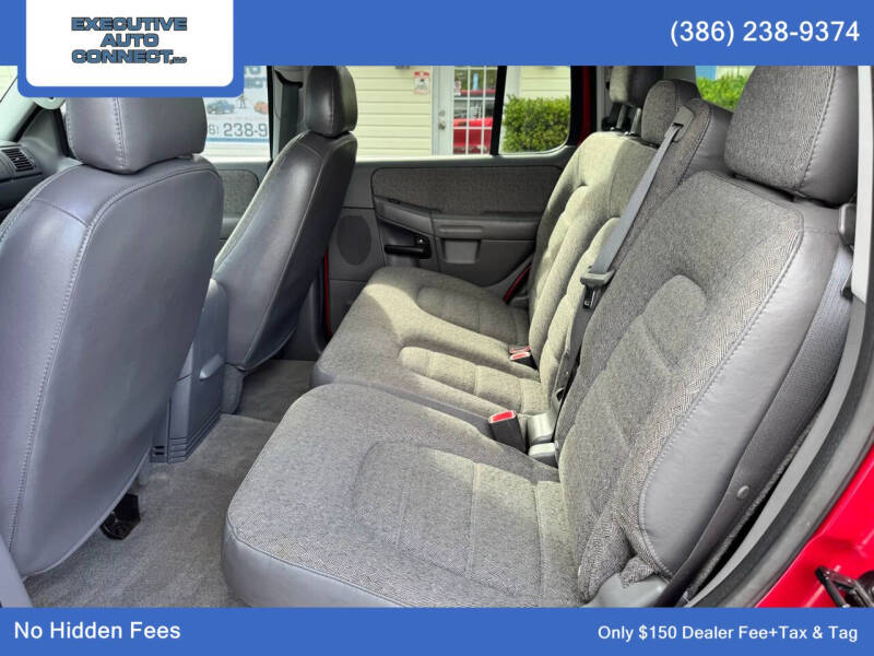 2004 Ford Explorer XLS