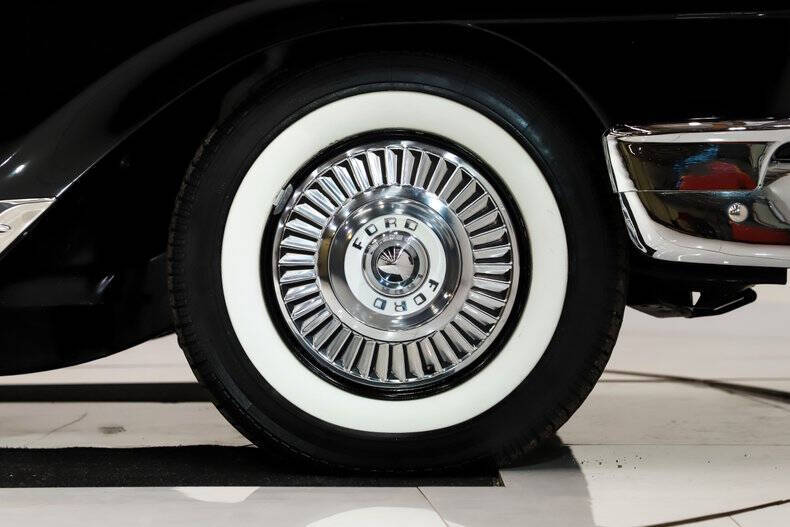 1957 Ford Fairlane