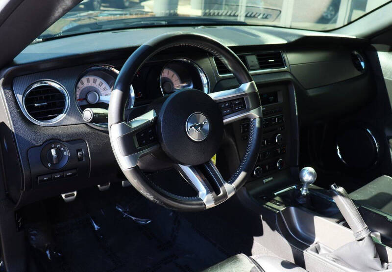 2011 Ford Mustang GT Premium