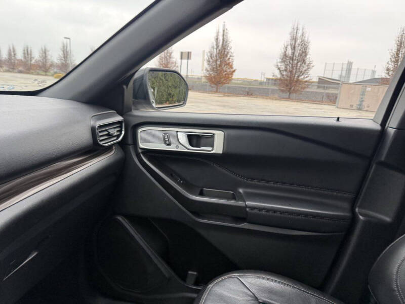 2020 Ford Explorer Limited