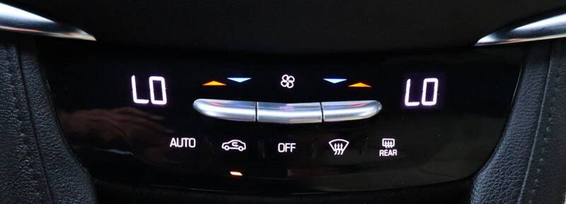 2017 Cadillac XT5