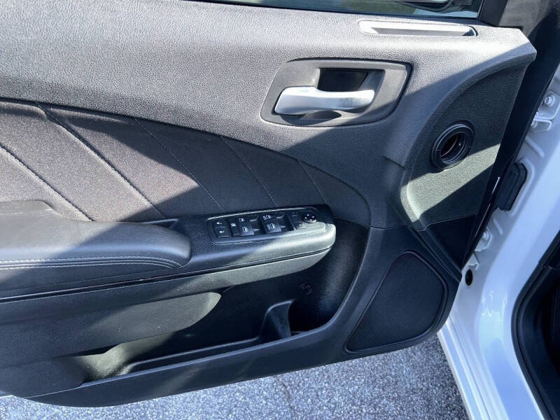 2020 Dodge Charger SXT