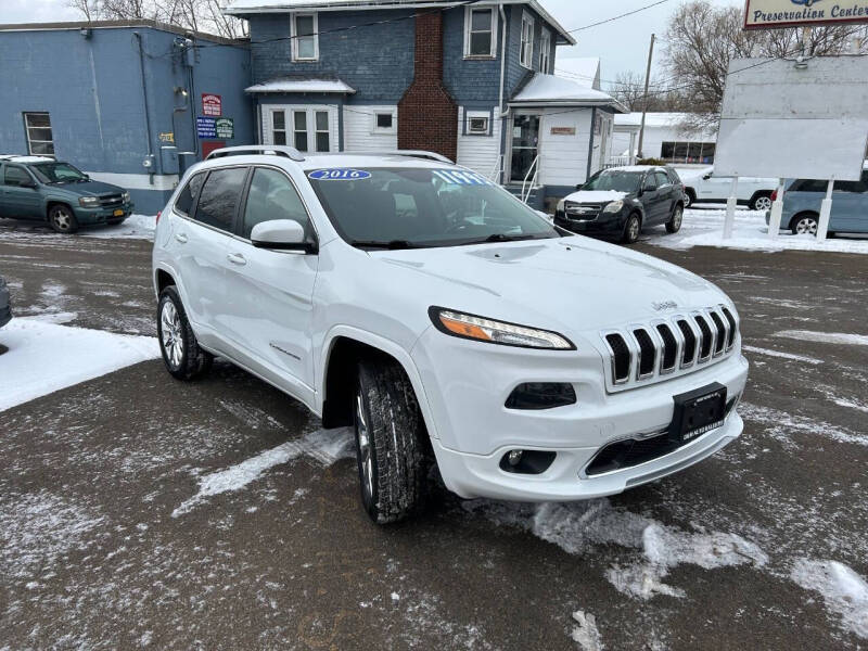 2016 Jeep Cherokee Overland