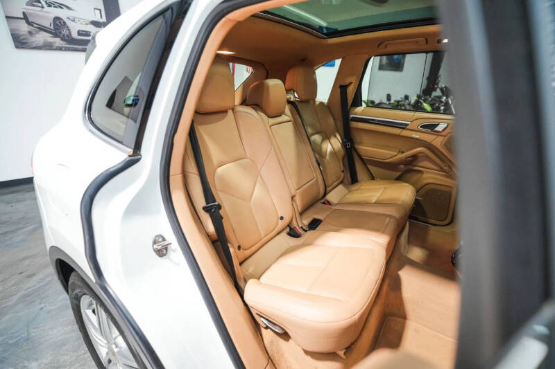 2014 Porsche Cayenne S Hybrid