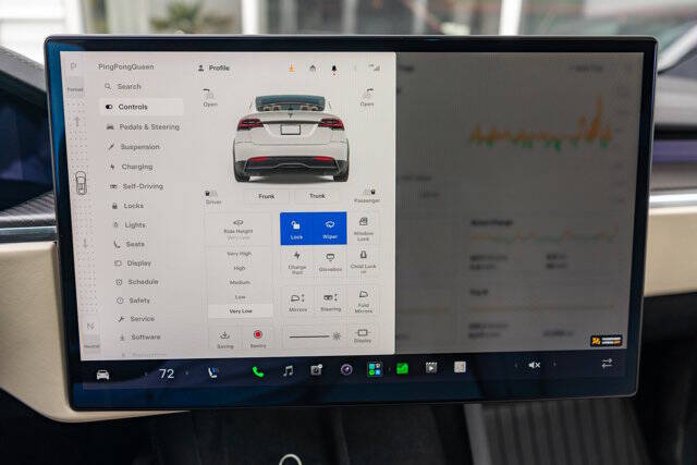 2022 Tesla Model X 33