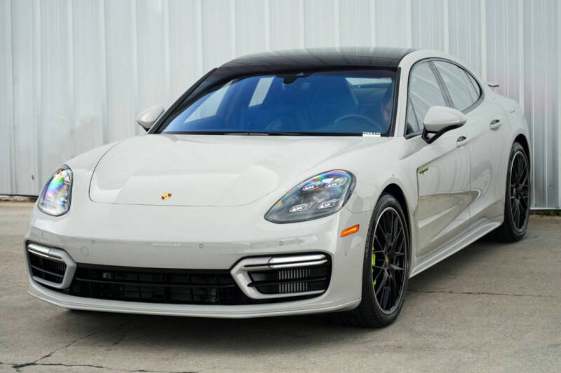 2022 Porsche Panamera 4S E-Hybrid