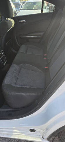 2015 Dodge Charger SE