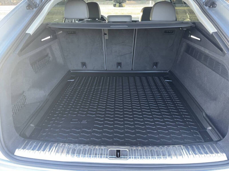 2025 Audi Q8 quattro Premium 55 TFSI