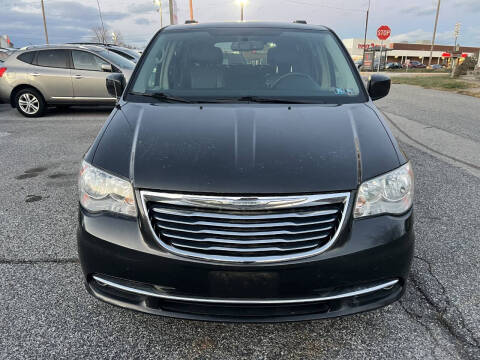 2012 Chrysler Town and Country Touring