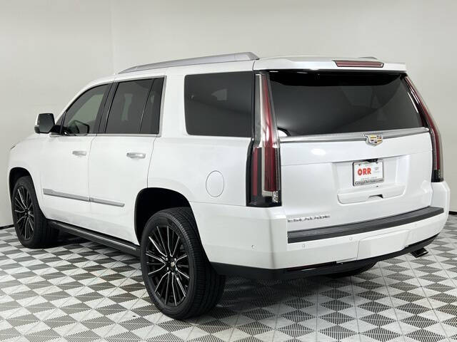 2020 Cadillac Escalade Platinum