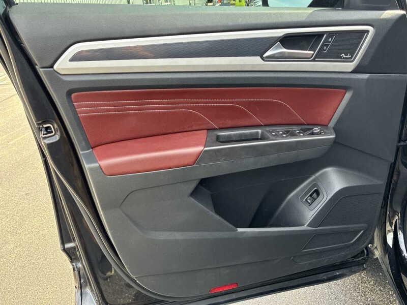 2022 Volkswagen Atlas Cross Sport V6 SEL Premium R-Line 4Motion