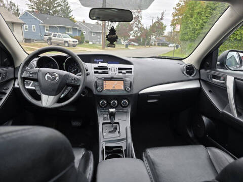 2013 Mazda MAZDA3 i Grand Touring