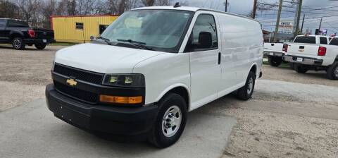 2019 Chevrolet Express for sale at RODRIGUEZ MOTORS CO. in Houston TX