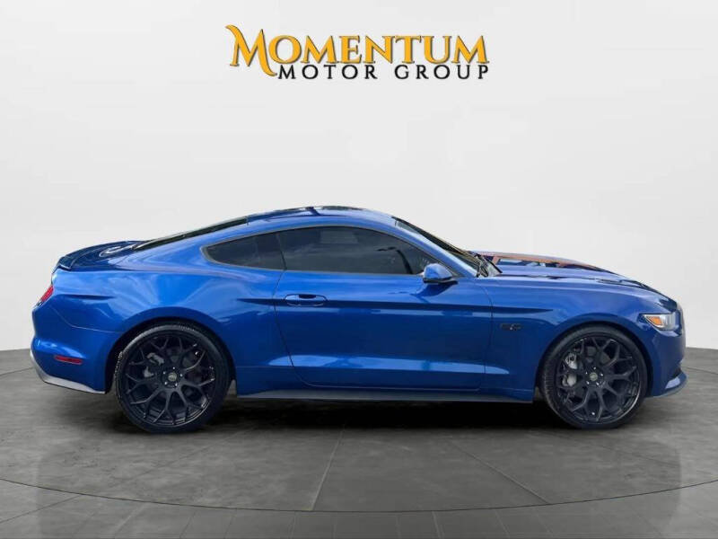 2017 Ford Mustang GT Premium's photo