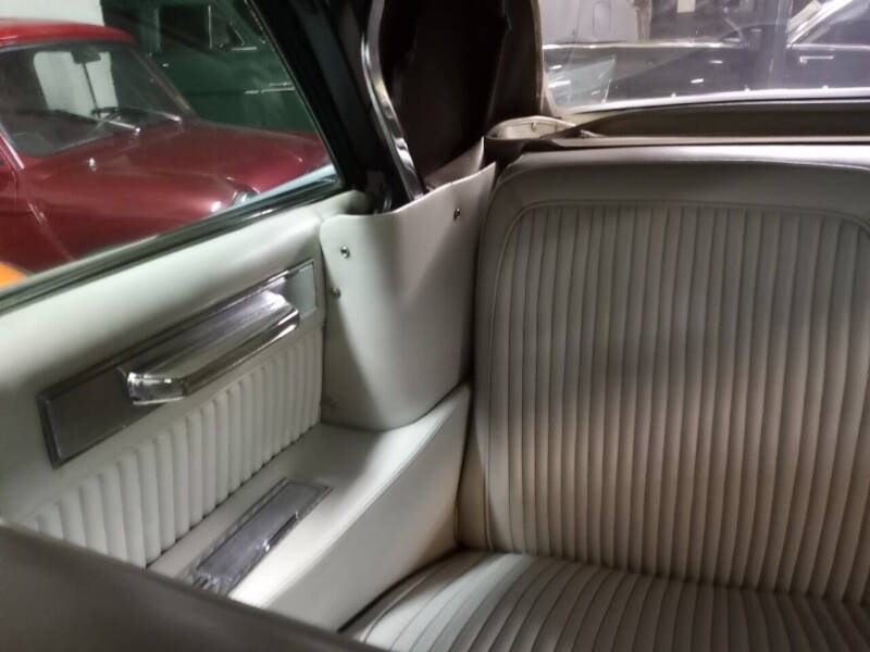 1961 Cadillac Eldorado Biarritz