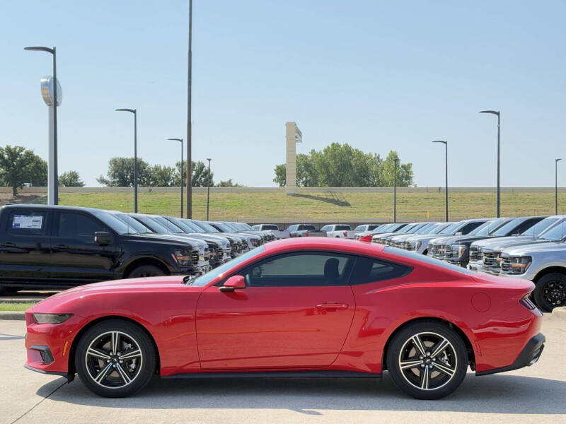 2025 Ford Mustang EcoBoost