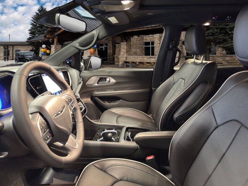 2026 Chrysler Pacifica Limited