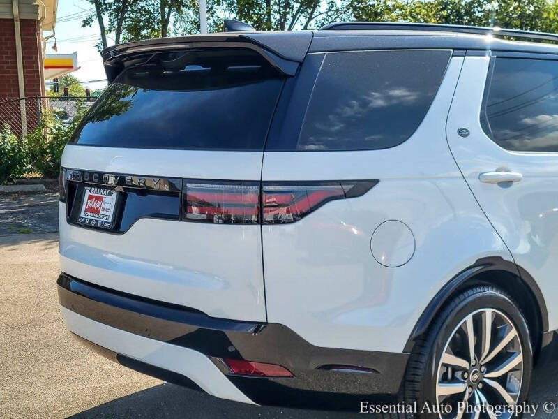 2024 Land Rover Discovery P300 Dynamic SE