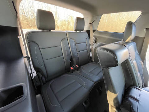 2017 GMC Acadia SLT-1