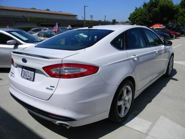 2013 Ford Fusion SE