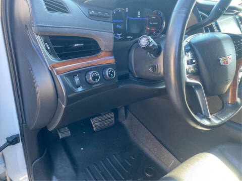 2016 Cadillac Escalade ESV Luxury Collection