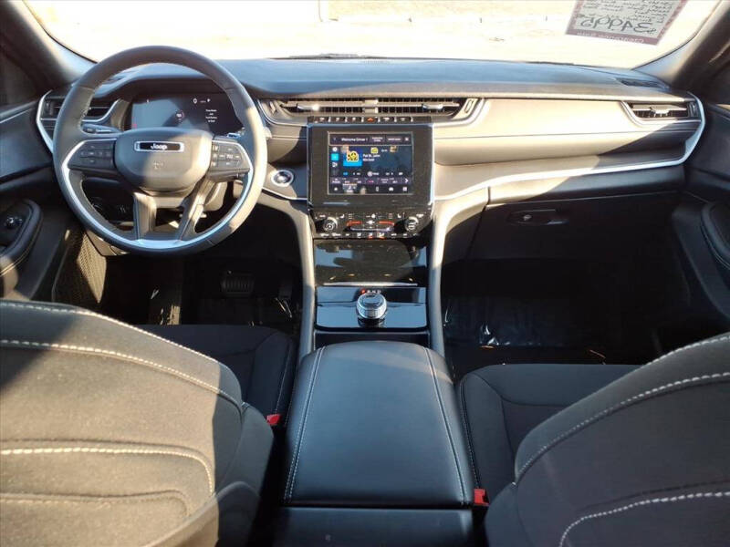 2024 Jeep Grand Cherokee L Laredo X