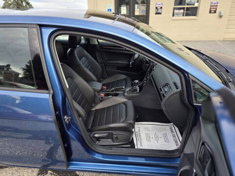 2017 Volkswagen Golf TSI SEL