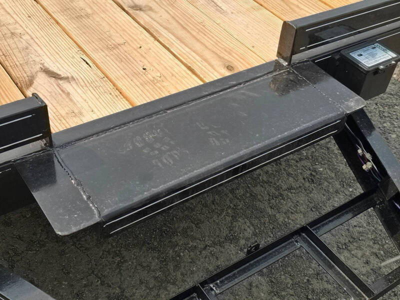 2025 ROGERS WELDING 30FT CAR HAULER