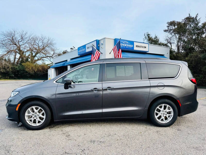 2022 Chrysler Pacifica Touring L