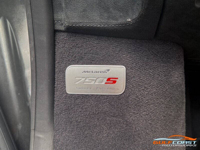 2025 McLaren 750S Spider