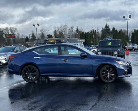 2022 Nissan Altima 2.5 Platinum