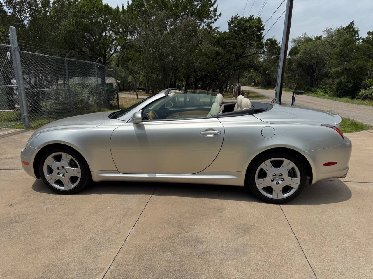 Used Car 2005 Lexus Sc 430  Base 2dr Convertible For Sale Under $15,000 In Austin, Texas