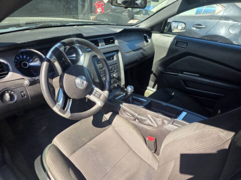2014 Ford Mustang V6