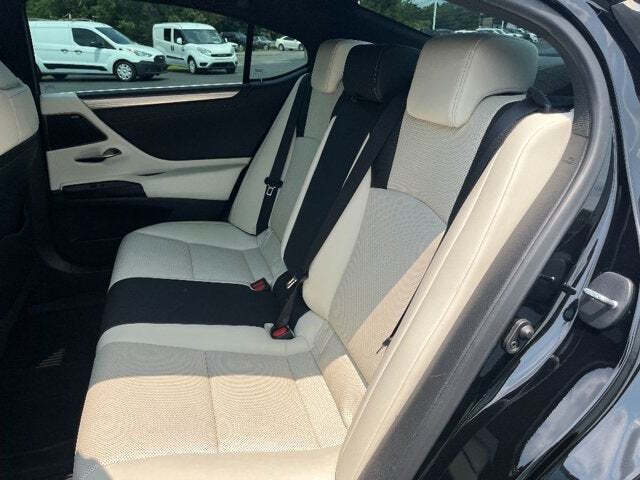 2021 Lexus ES 350 18