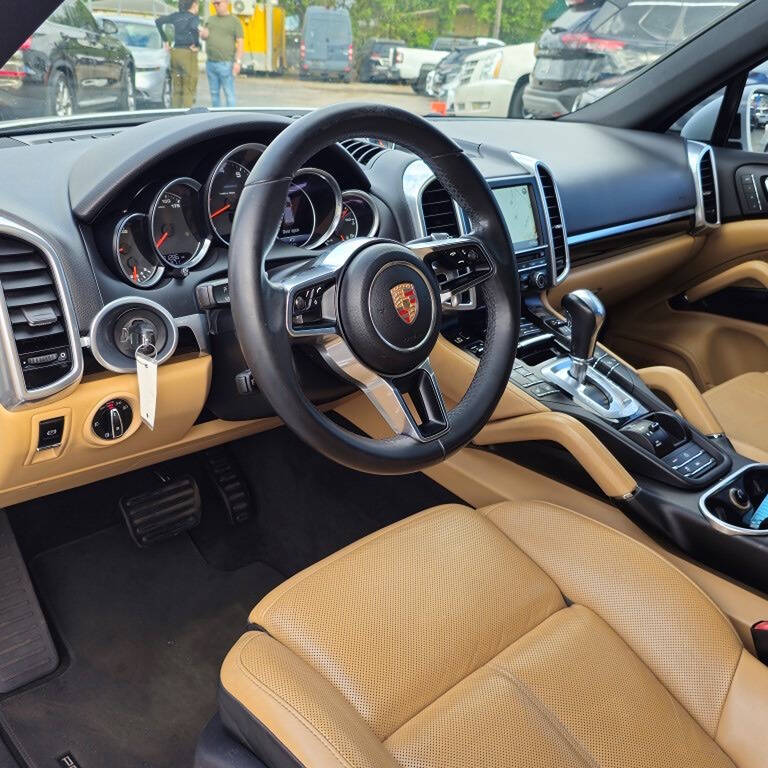 2016 Porsche Cayenne for sale at SouthMotor Miami in Hialeah, FL