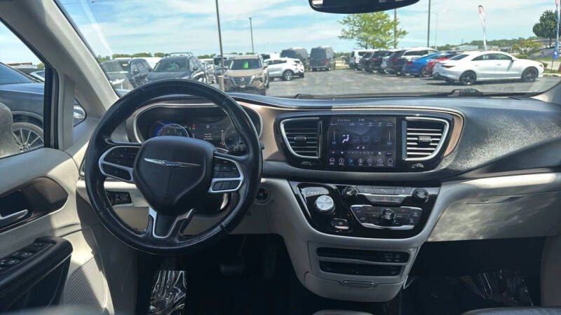 2018 Chrysler Pacifica Touring L Plus
