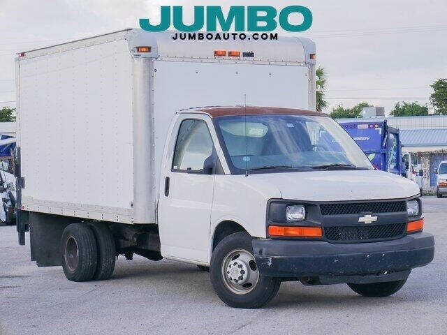 2009 chevrolet express commercial cutaway