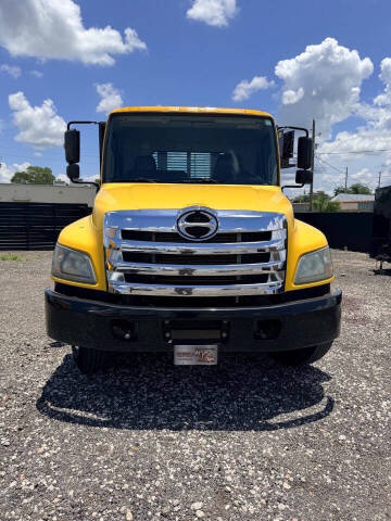 2020 Hino 338
