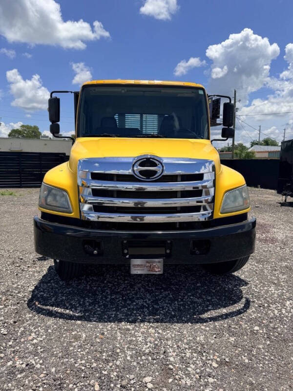 2020 Hino 338