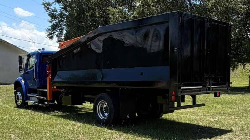 2020 Freightliner M2 106