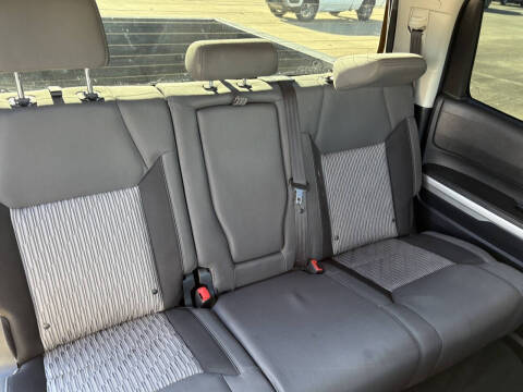 2014 Toyota Tundra SR5