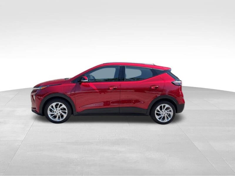 Used 2022 Chevrolet Bolt EUV LT with VIN 1G1FY6S01N4126881 for sale in Maysville, KY